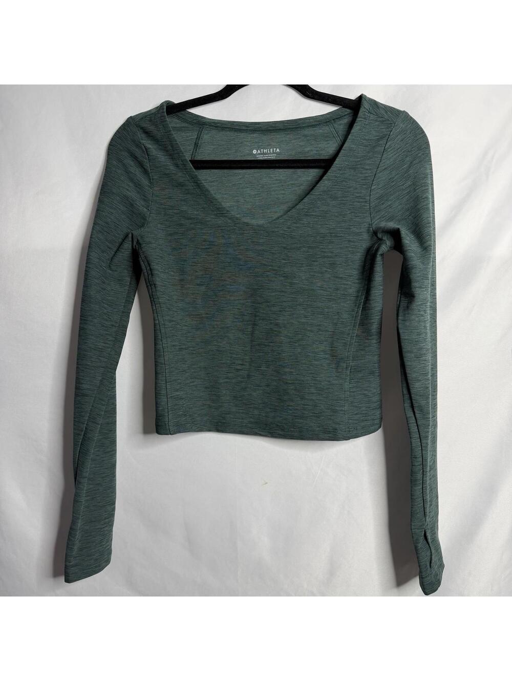 Athleta Green Cropped Long Sleeve Performance Top XS V-Neck Stretch Activewear